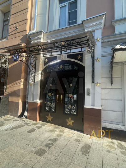 Комната 33 м² в 6-к., 3/5 эт.