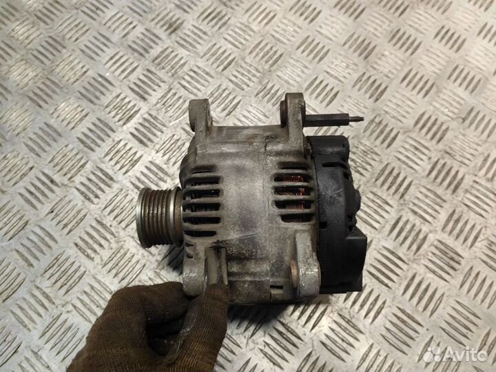 Генератор Volkswagen Passat B6