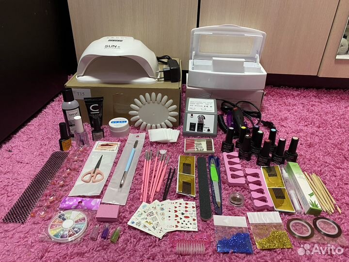 Набор для маникюра с лампой и аппаратом