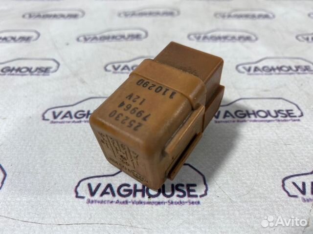 Реле Nissan Maxima A33 2.0 2004