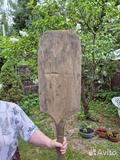 Старинная лопата для хлеба для печи