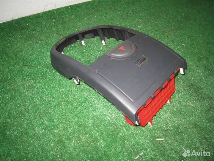 Накладка торпедо KIA soul 2009