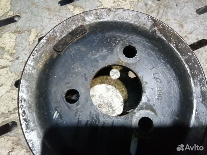 Шкив гура M62B44 BMW X5 e53 e38 e39