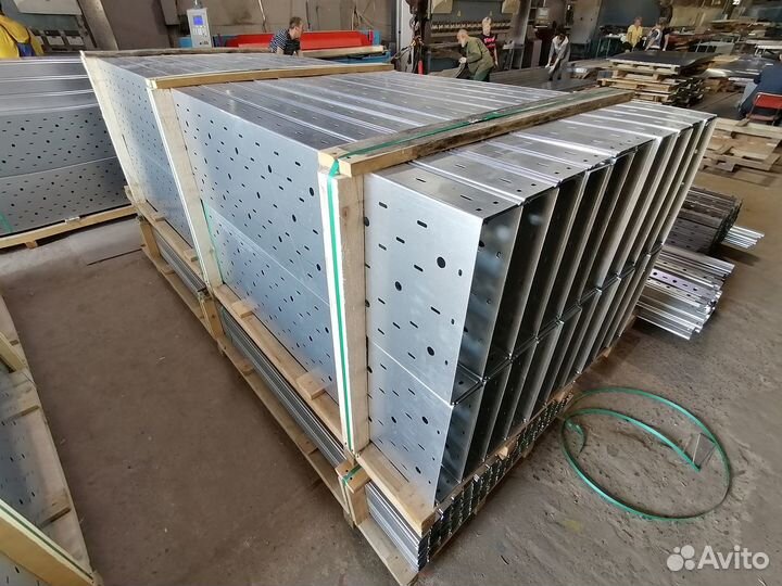 Лоток перфорированный 200х50х3000 (0,7) ут 2,5, по
