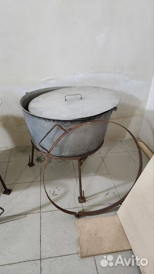 Казан чугунный