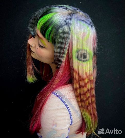 Модели на необычные стрижки, причёски,окрашивания