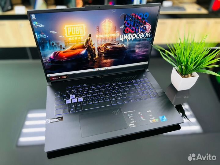 Игровой ноутбук Asus 17