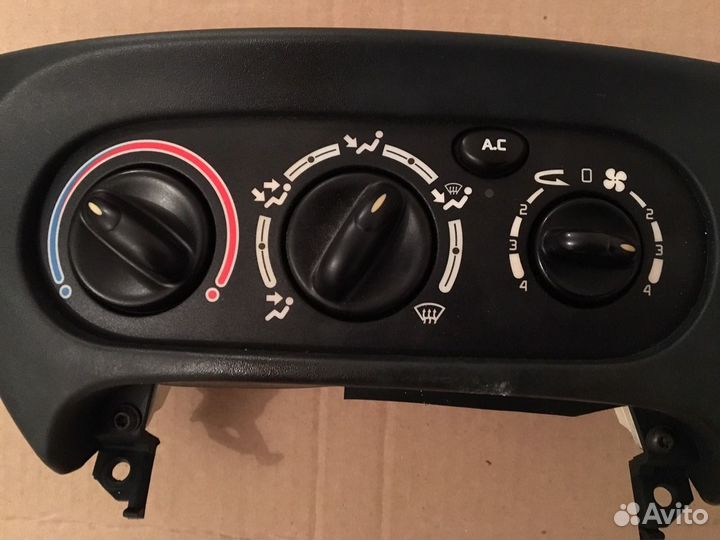 Блок управления печкой Reno Scenic 1999г