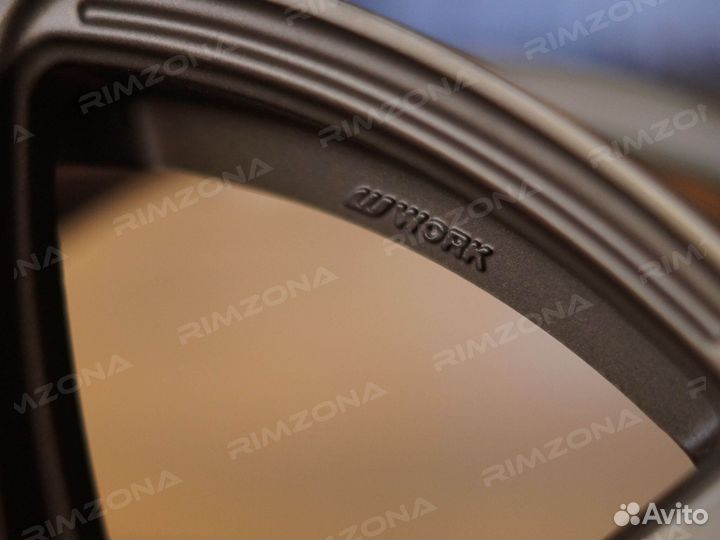 Литые диски work R17 на Toyota. Арт1038