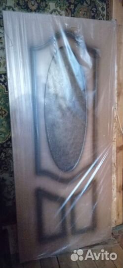 Двери межкомнатные из массива