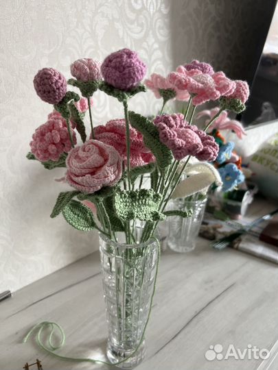 Вязаные цветы, букеты