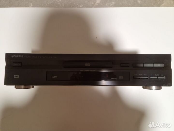 Проигрыватель CD/DVD Yamaha DVD-S796