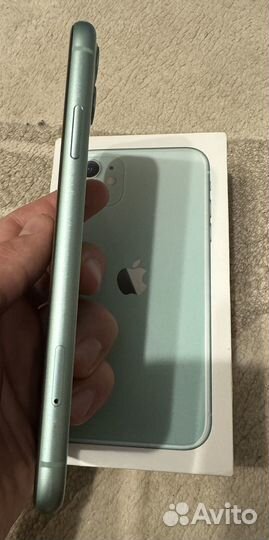 iPhone 11, 64 ГБ