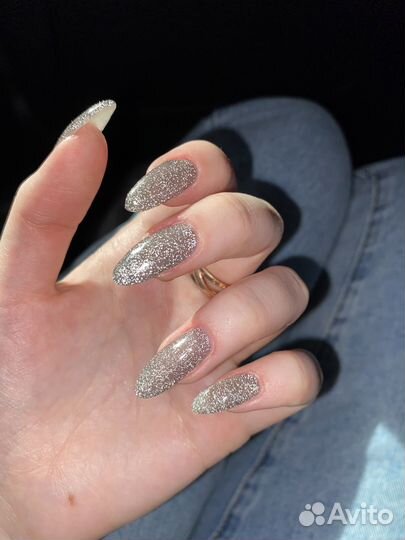 Маникюр с покрытием гель-лаком
