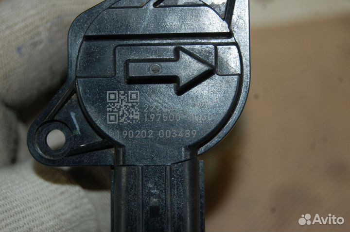 Датчик расхода воздуха - Toyota Land Cruiser Prado