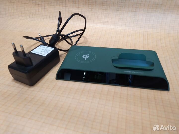 PRO док станция WDS-10DQi для акб 10DQI