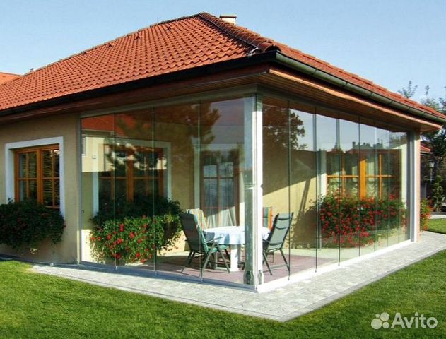 Безрамное остекление раздвижной системой