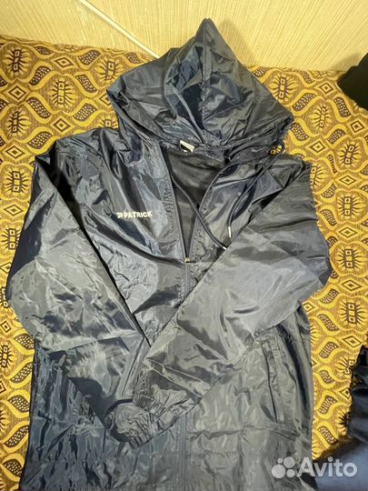 Болоневая ветровка