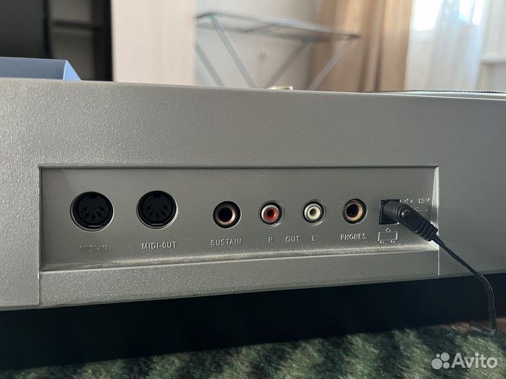Синтезатор Cameron DSS-550