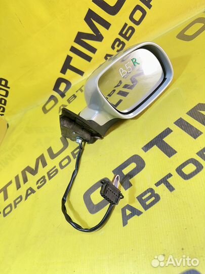 Зеркало правое Volkswagen Passat B5