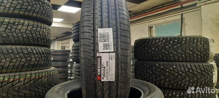 Yokohama BluEarth-XT AE61 225/60 R18 104W