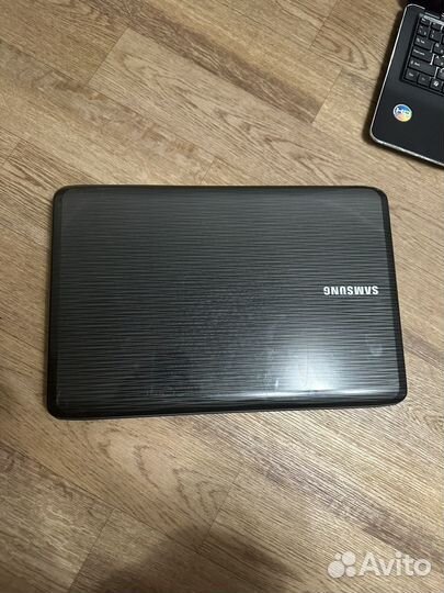 Ноутбук Samsung R525