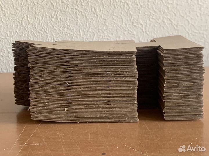 Коробки картонные самосборные 5х5х4 см