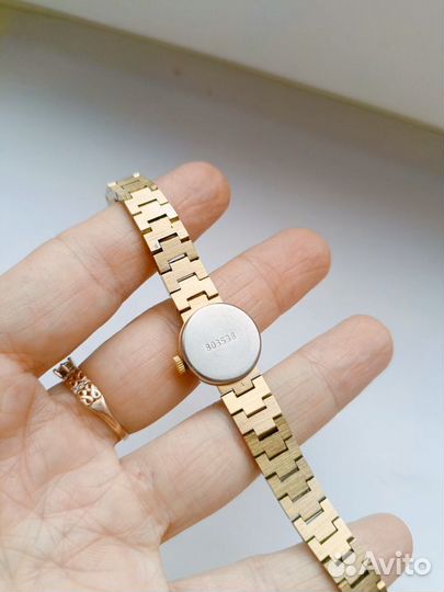 Часы СССР чайка женские