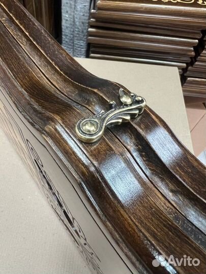 Нарды с гербом из дерева