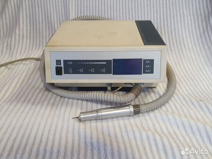 Аппарат для педикюра и маникюра с пылесосом