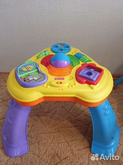 Развивающий столик fisher price