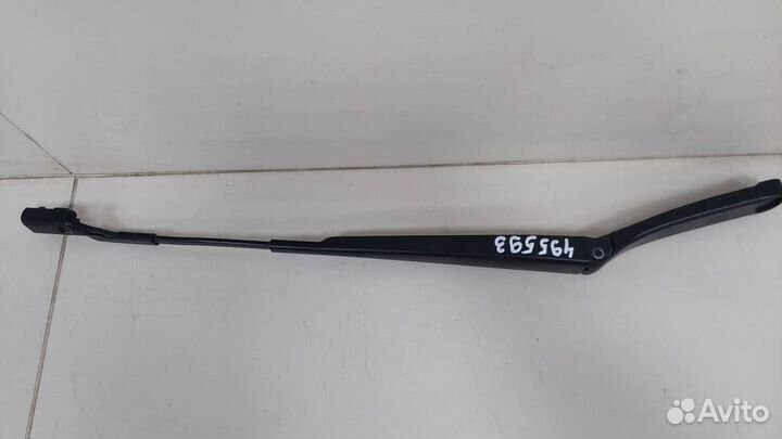 Поводок стеклоочистителя передний левый Skoda Rapi