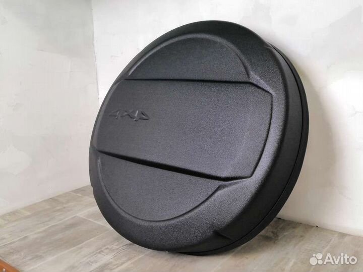 Чехол запасного колеса Нива Тревел r15 Travel