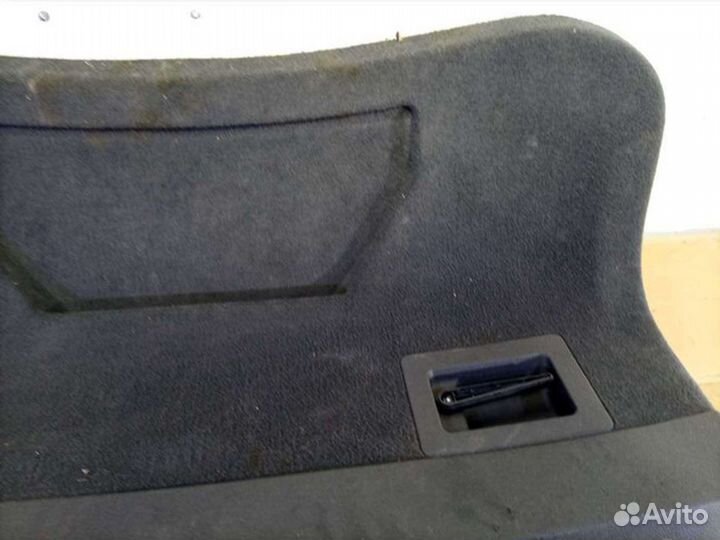 Обшивка крышки багажника Volkswagen Passat B5+ 1.8