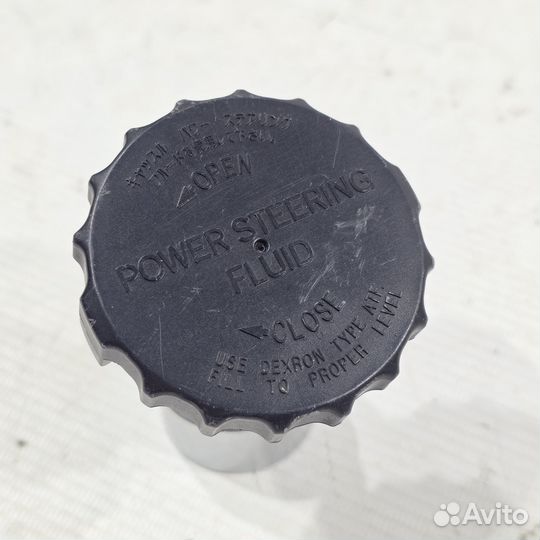 Крышка бачка гидроусилителя Lexus LX470 2 поколение (J100), 1998 - 2007