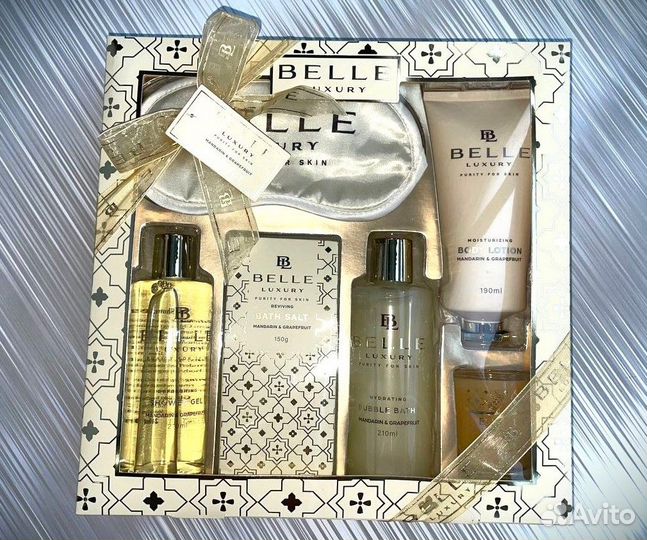 Подарок девушке (набор косметики)