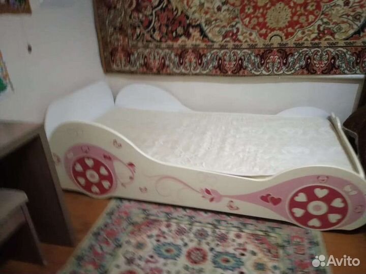 Продам детскую мебель