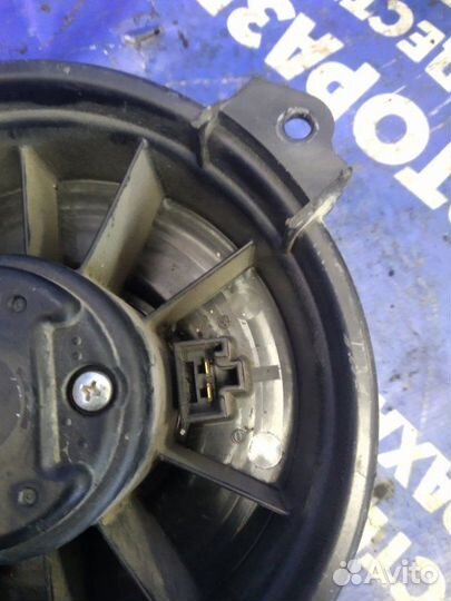 Моторчик печки. Toyota Estima минивен 2AZ-FE 2008