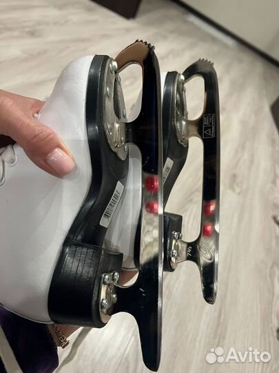 Коньки для фигурного катания 29 размер