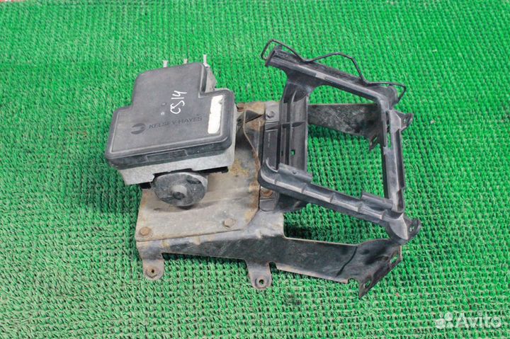 Блок ABS Chevrolet Suburban GMT400