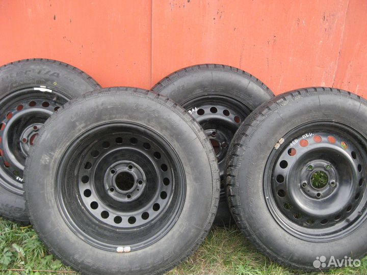 Bfgoodrich Winter T/A KSI 215/65 R16