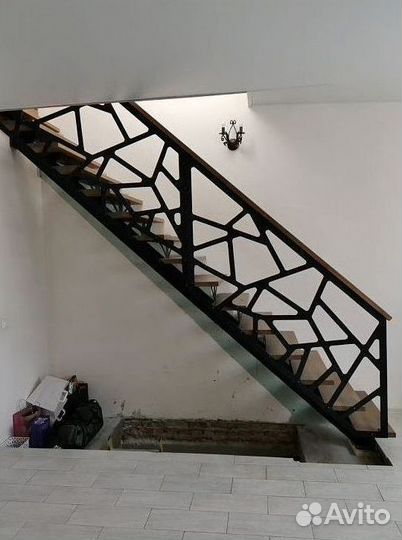 Лестница для офиса