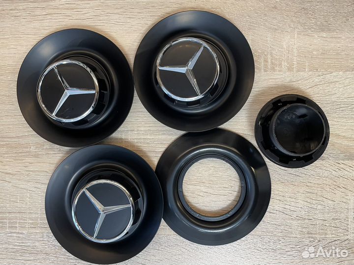 Колпак черный Mercedes AMG 154 мм (с154)