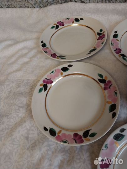 Тарелки пирожковыес сахарницей