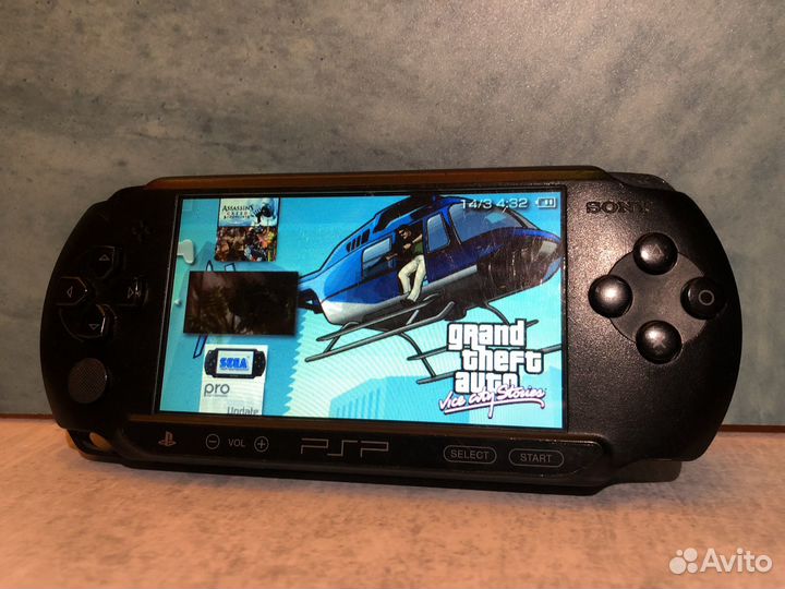 Sony PSP e1008 - 8gb (прошита) + игры