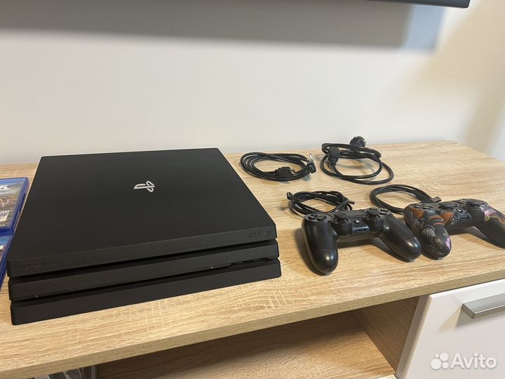 Sony PS4 pro 1tb