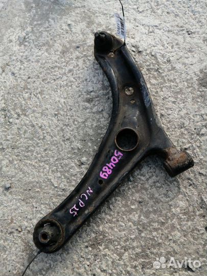 Рычаг передний левый Toyota Funcargo NCP25