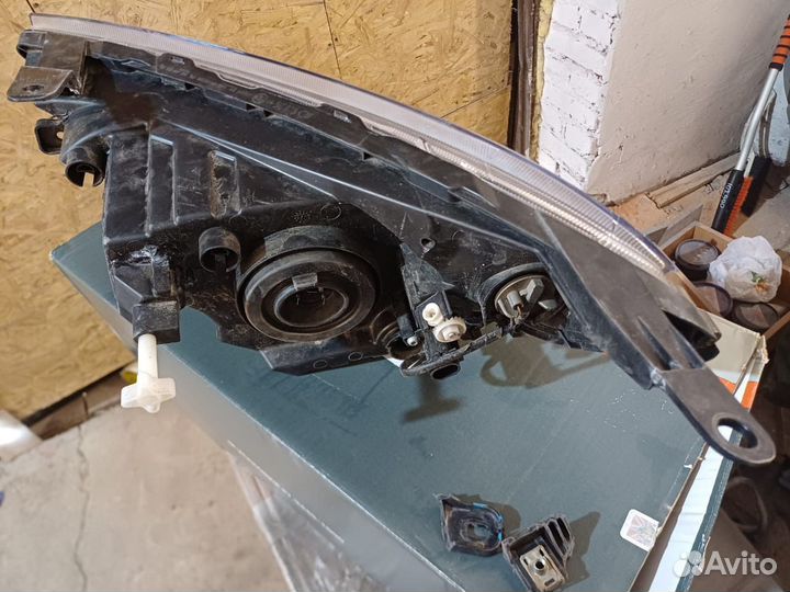 Фара правая LADA granta