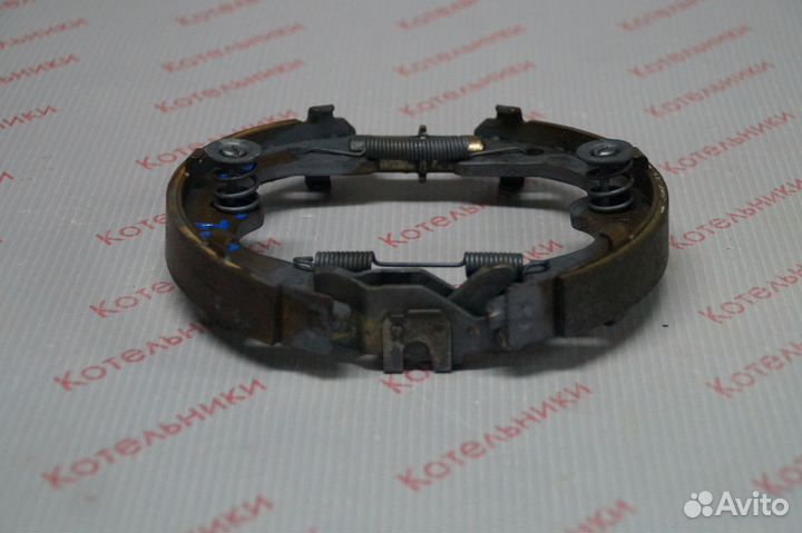 Nissan 44060-8J00K Механизм ручника (комплект) L