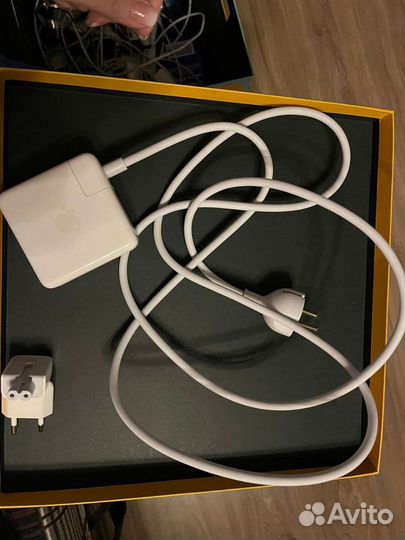 Блок питания Apple 61w